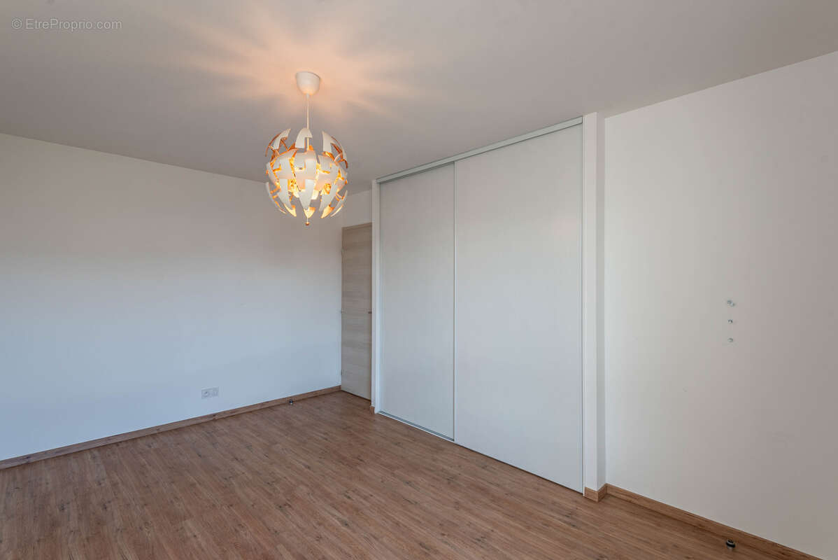 Appartement à AMBILLY