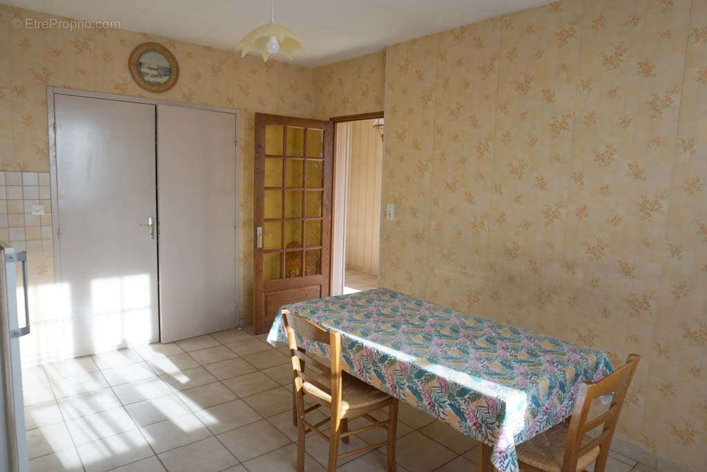 Maison à PARAY-LE-MONIAL