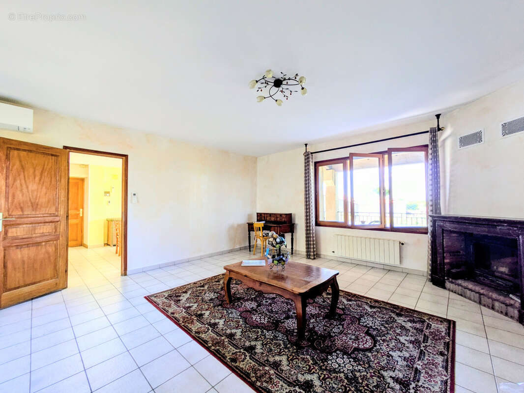 Maison à SIX-FOURS-LES-PLAGES