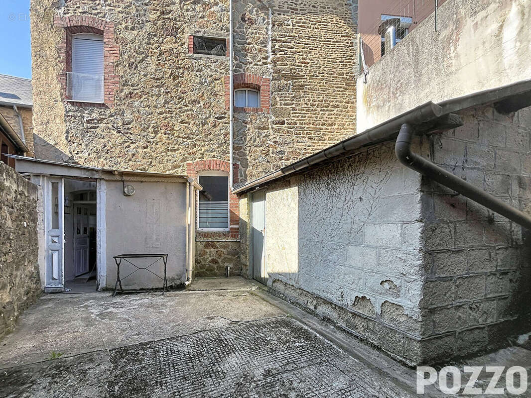 A vendre - le teilleul - maison 4 pièce(s) 80 m² - maison de bourg - proximite des services - photo 13