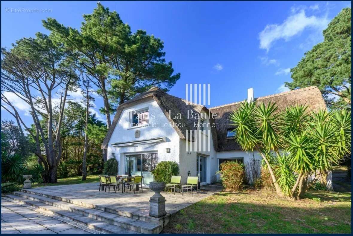 Dans Domaine privé Propriété 2 maisons - photo 3