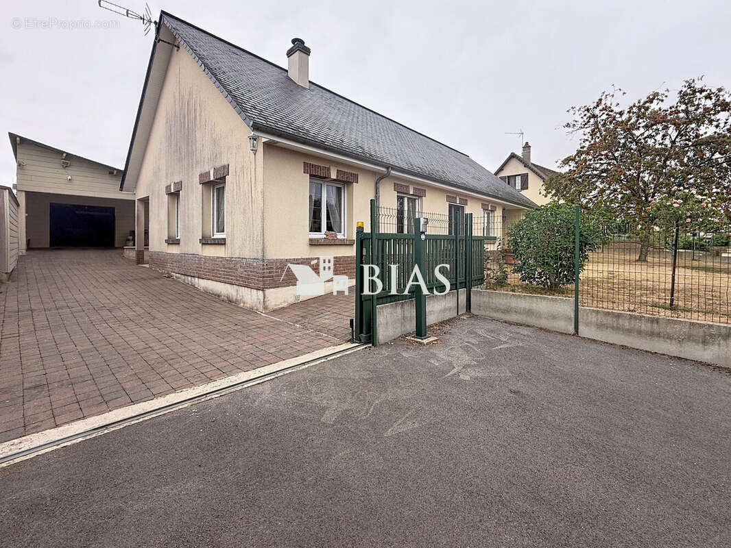 Maison 140 m² à Forges-Les-Eaux  - photo 5