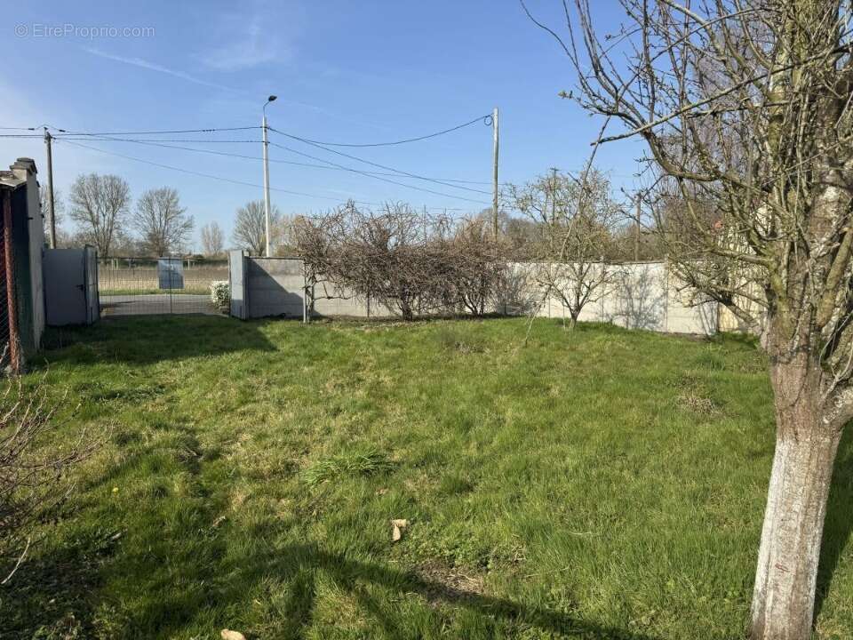 Terrain à CAMBRAI
