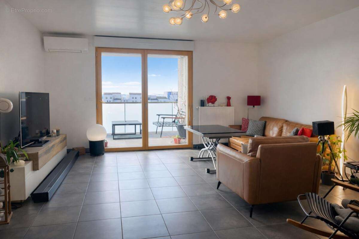 Appartement à LYON-8E