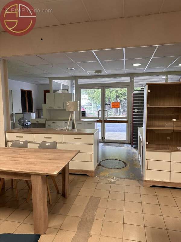 Commerce à CASTELNAUDARY