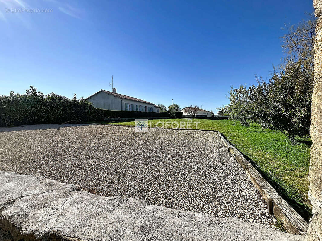 Maison à BEAULIEU-SOUS-PARTHENAY