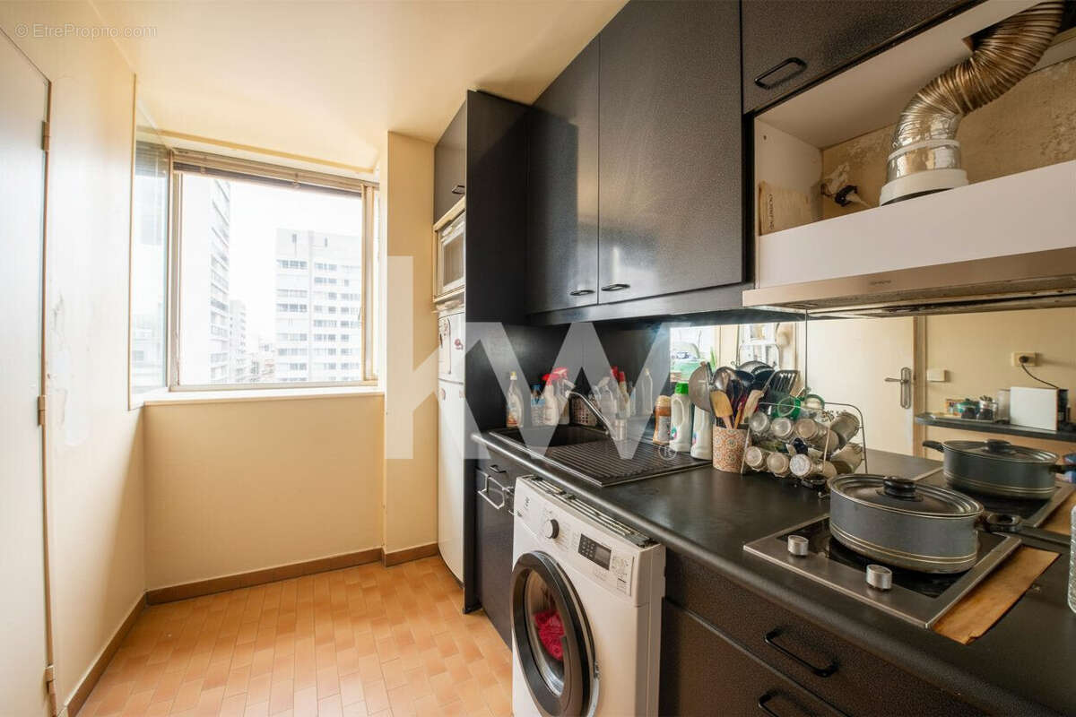 Appartement à PARIS-15E