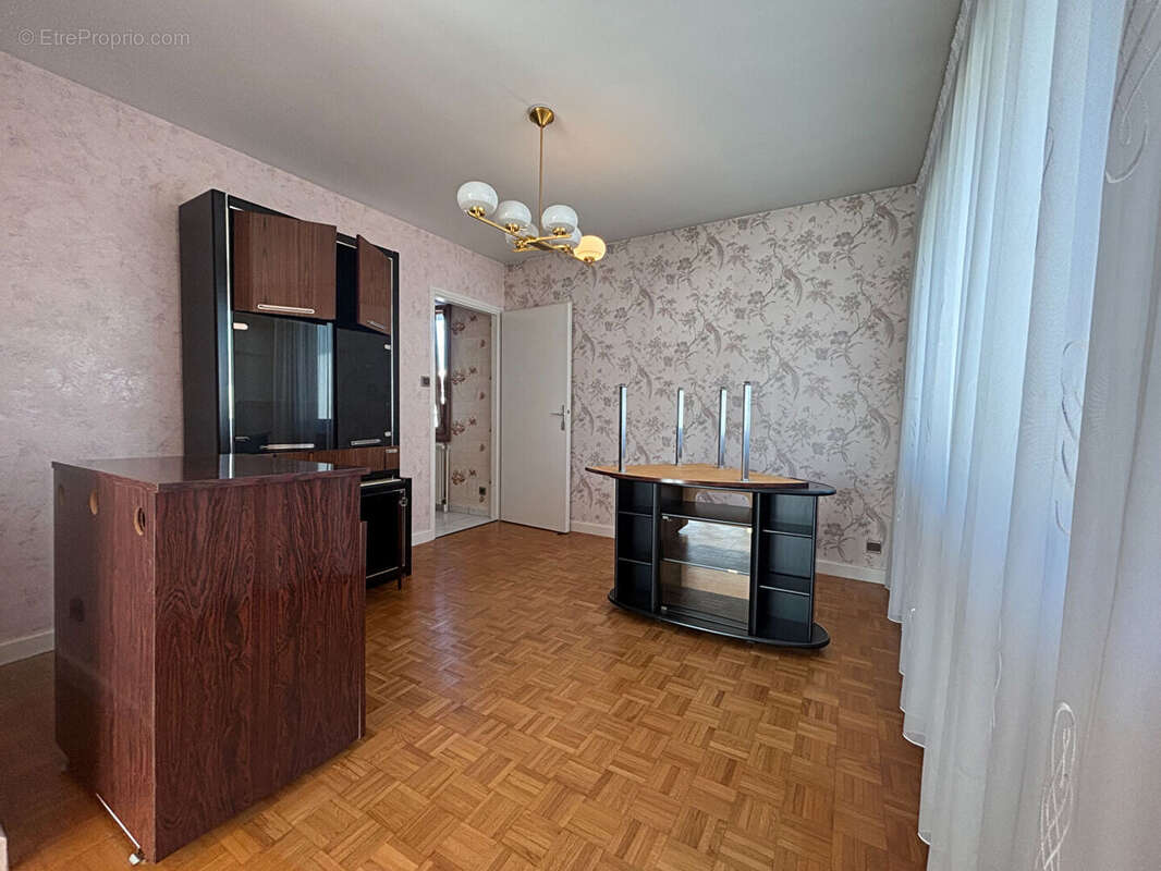 Maison à MOULINS-LES-METZ