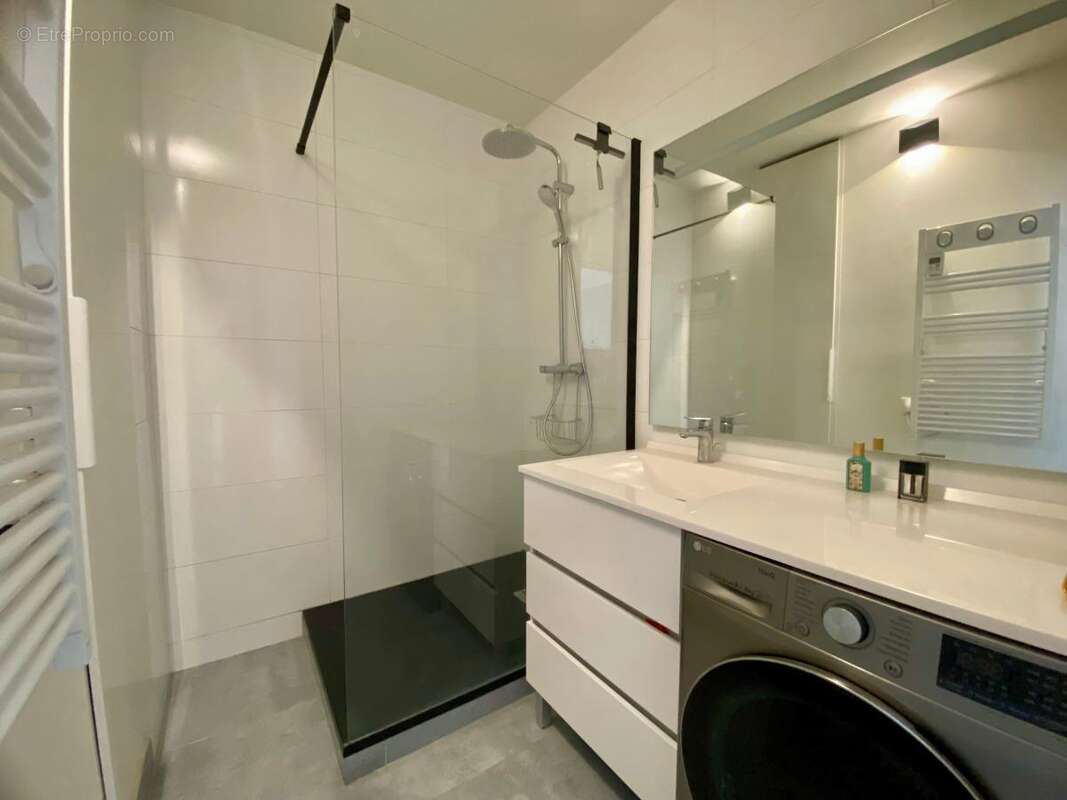 Appartement à LE PERREUX-SUR-MARNE