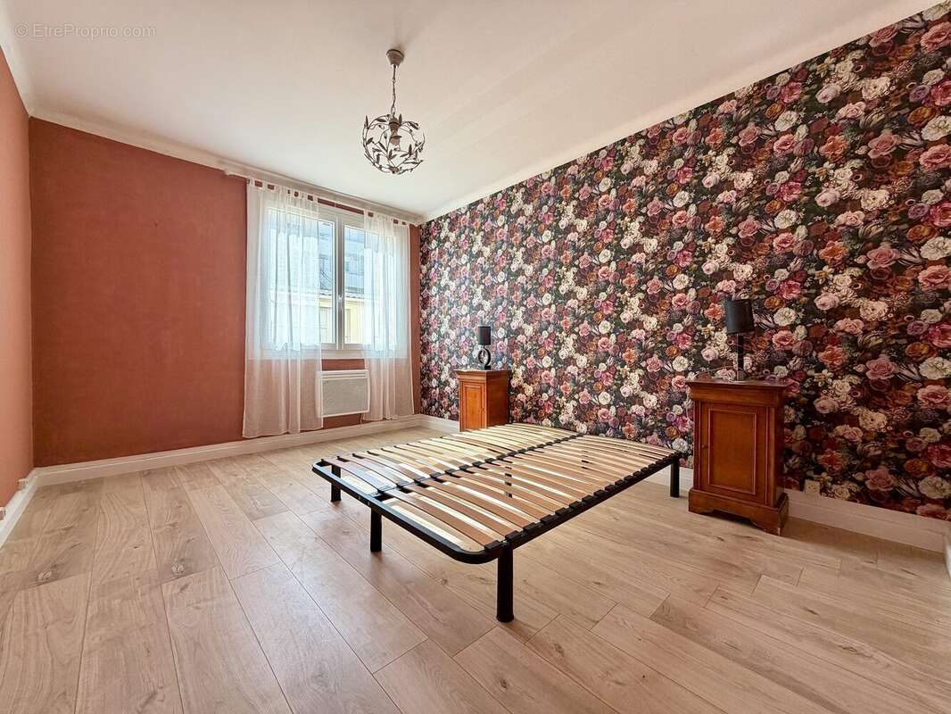 Chambre 2 - Appartement à SAINT-JEAN-DE-MONTS