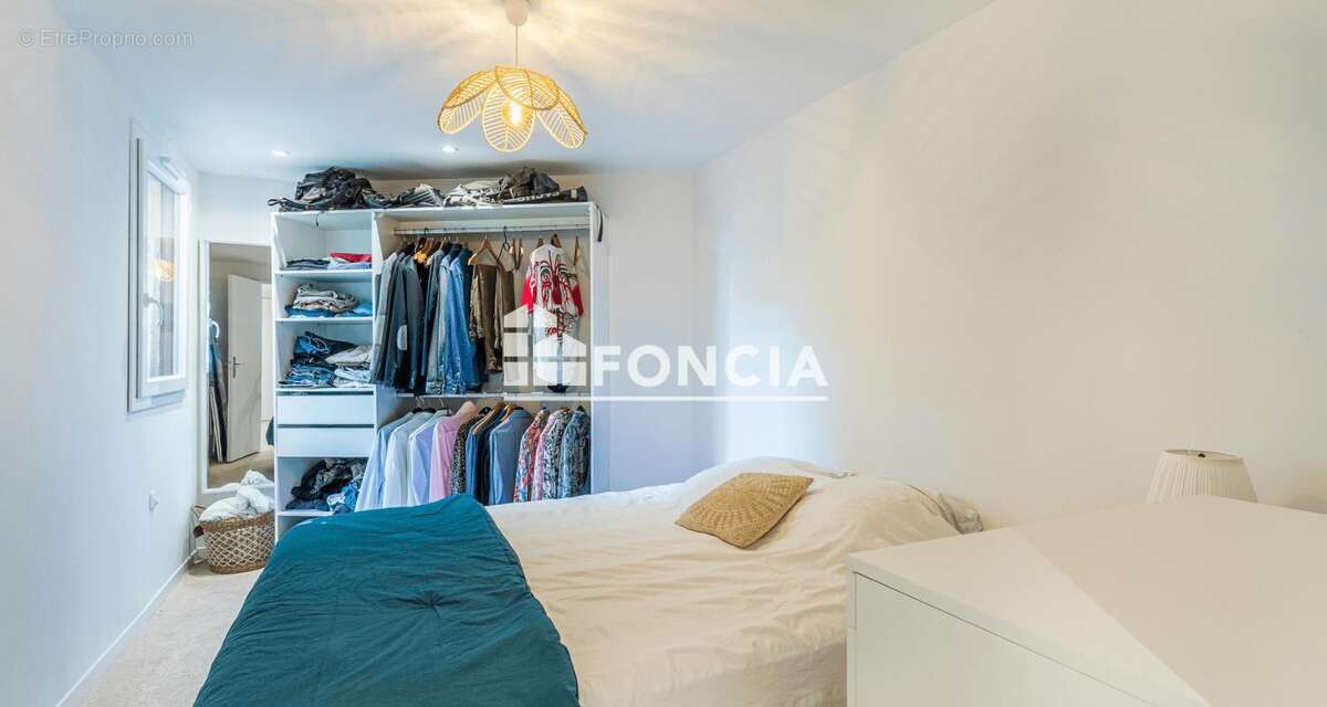 Appartement à BORMES-LES-MIMOSAS