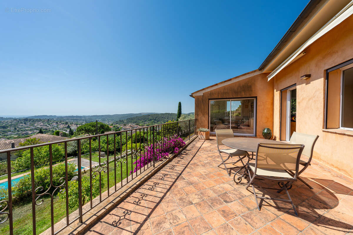 Maison à LA COLLE-SUR-LOUP