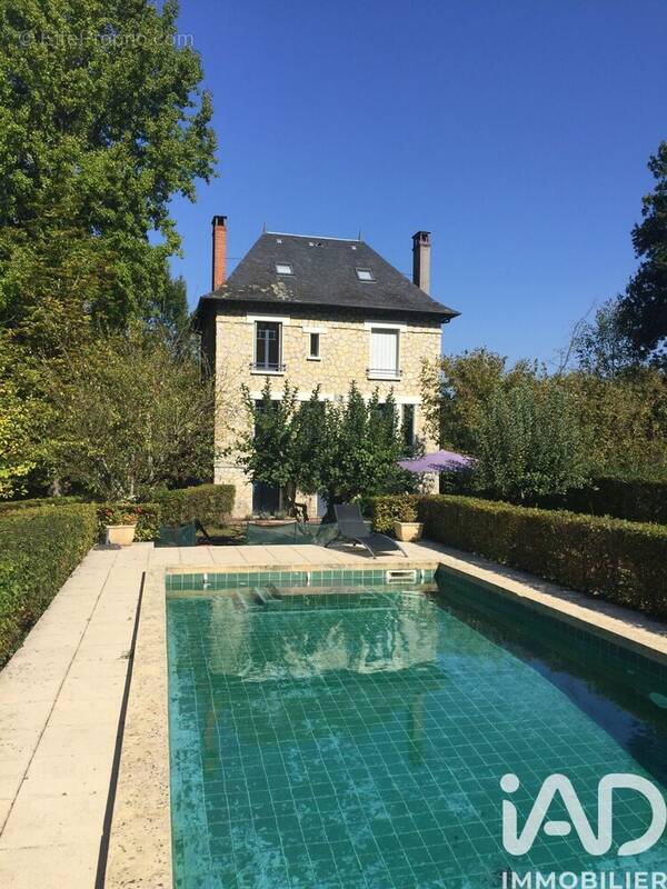 Photo 1 - Maison à TERRASSON-LAVILLEDIEU