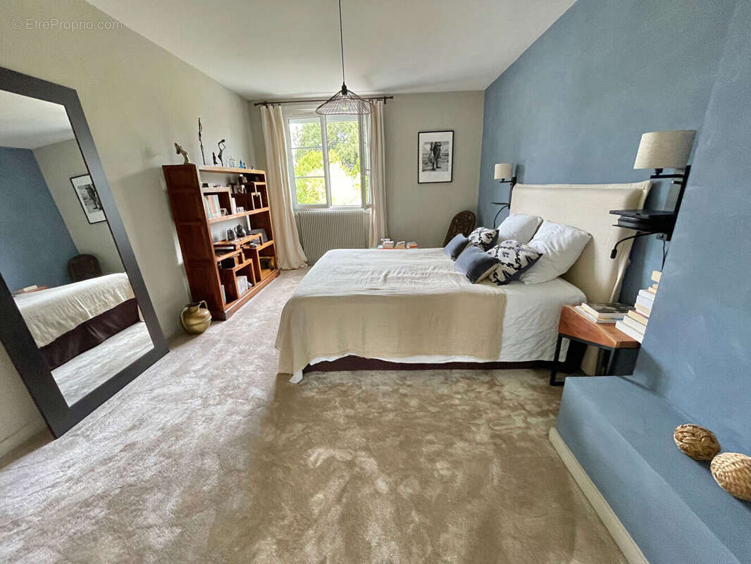 Maison à SAINT-CYR-SUR-LOIRE