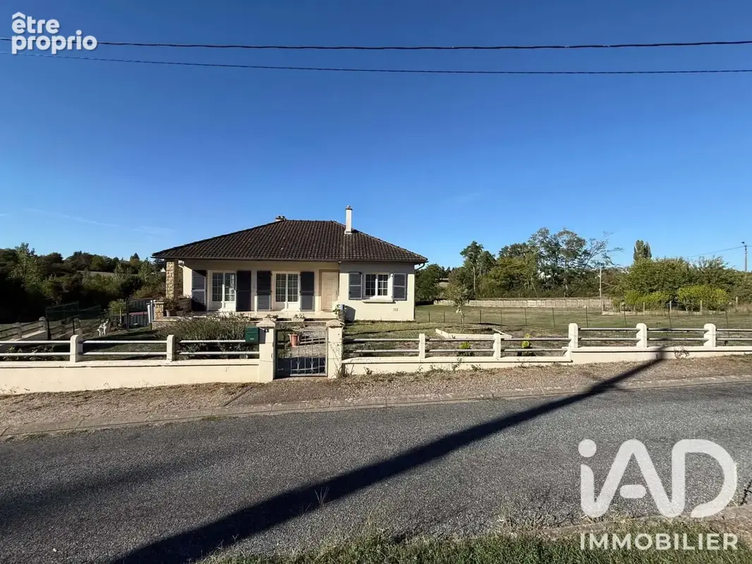Photo 1 - Maison à TREVOL