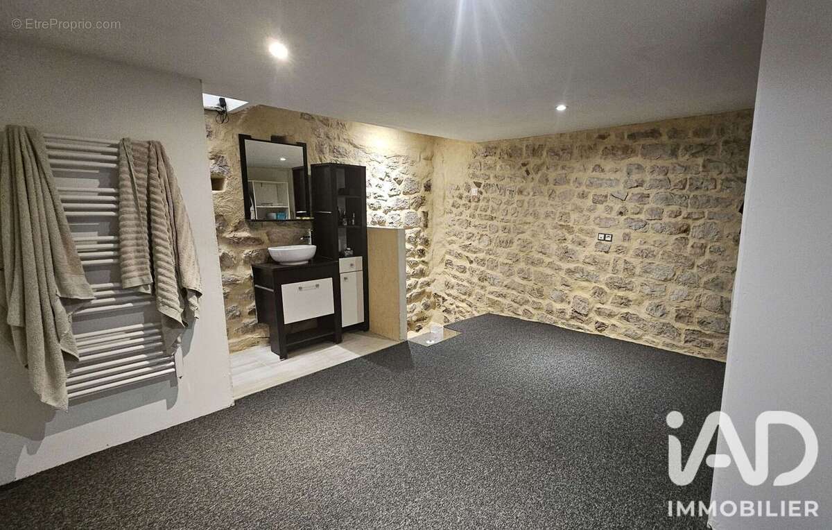 Photo 6 - Appartement à SAINT-MAXIMIN-LA-SAINTE-BAUME