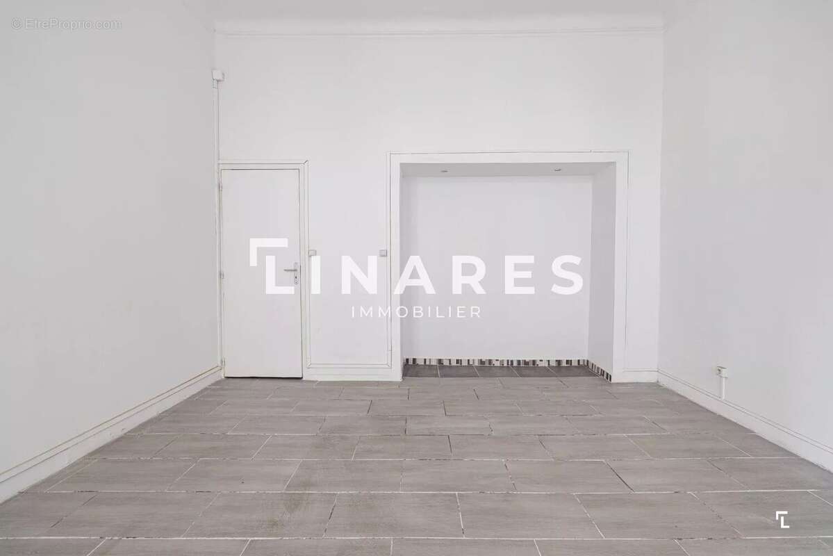 Appartement à MARSEILLE-1E