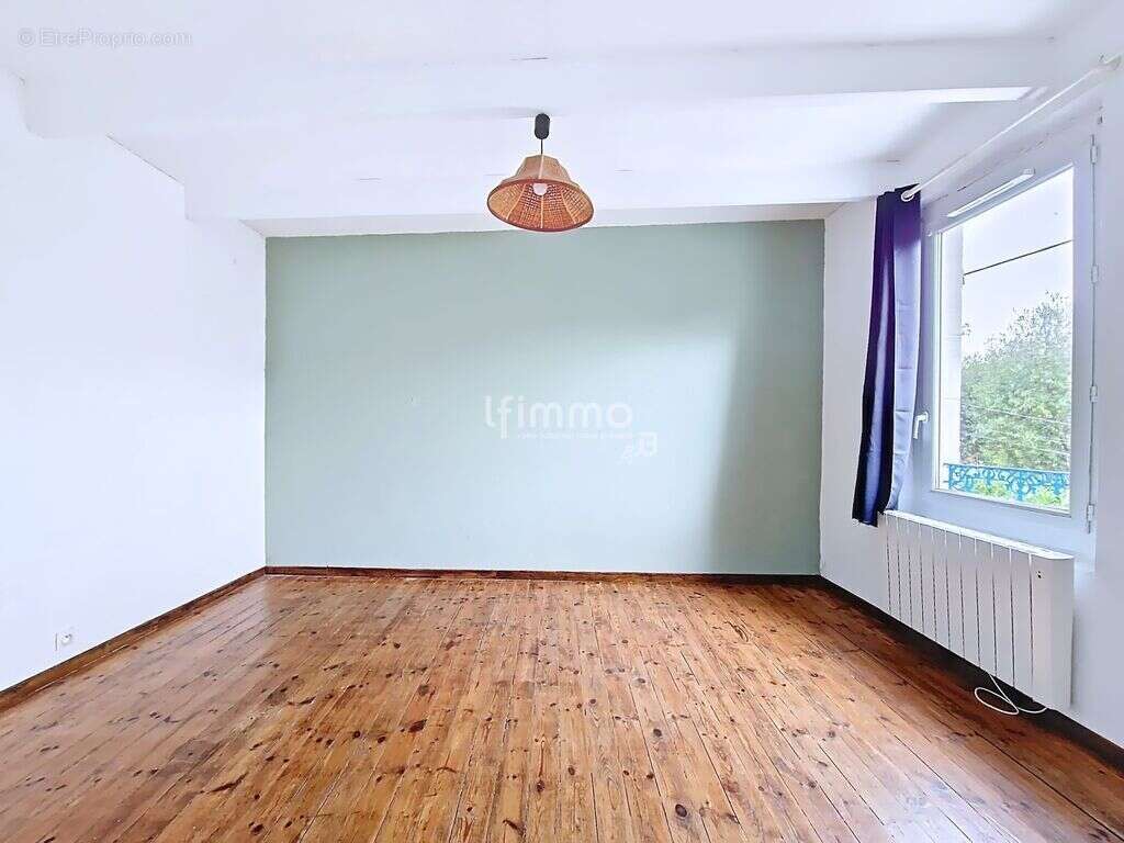 Maison à PONT-DE-BUIS-LES-QUIMERCH