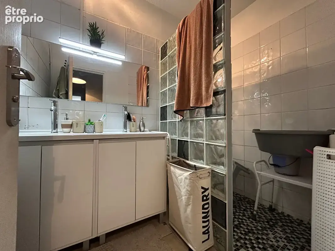 Appartement L Isle Sur La Sorgue 5 pièce(s) 102.66 m² - photo 7