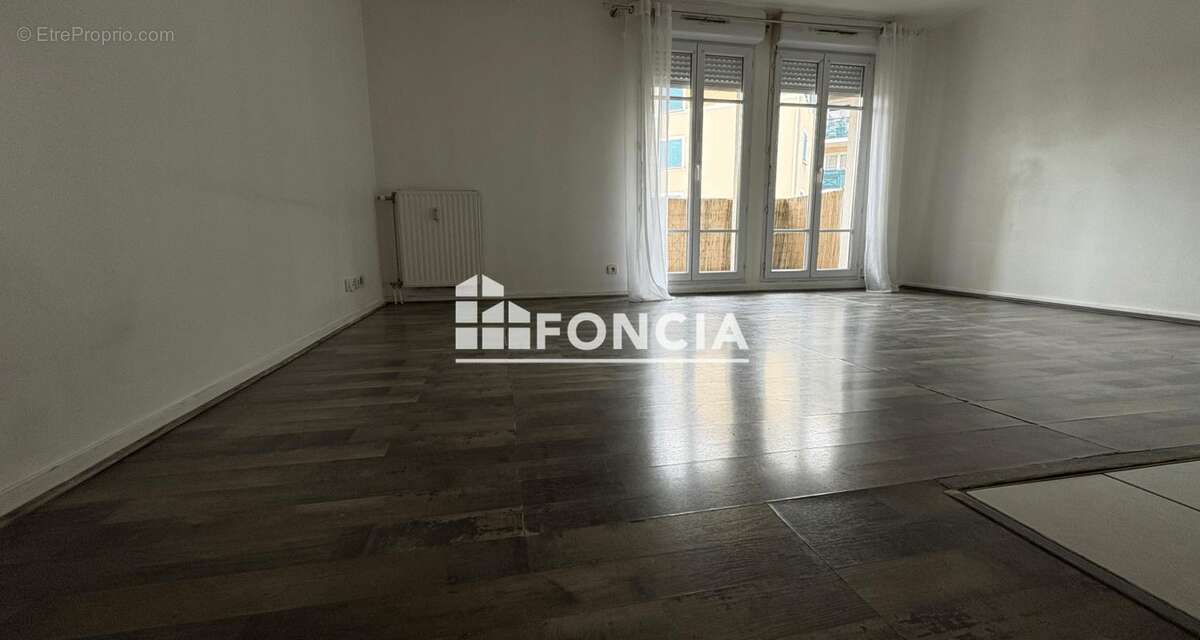 Appartement à ERAGNY