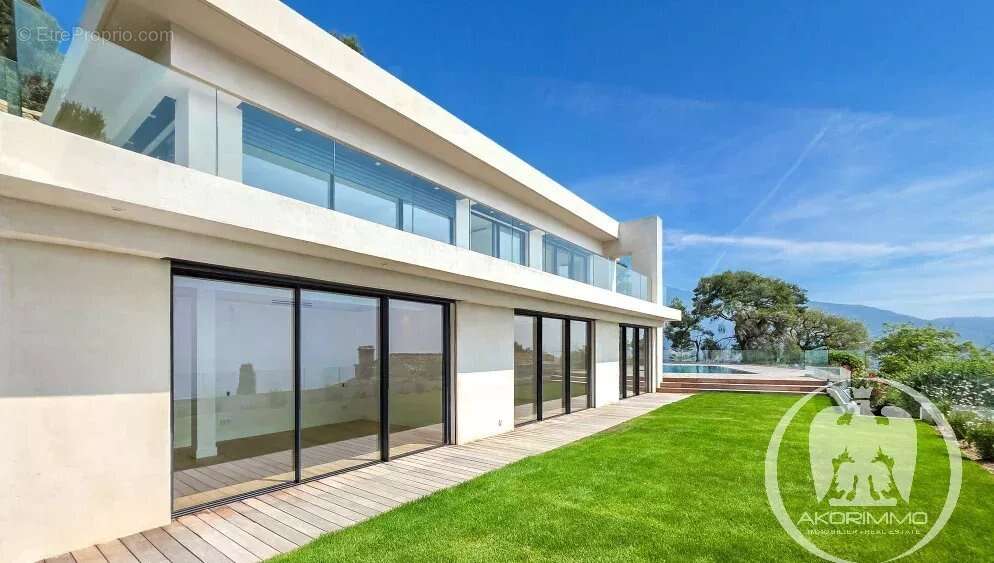 Maison à ROQUEBRUNE-CAP-MARTIN