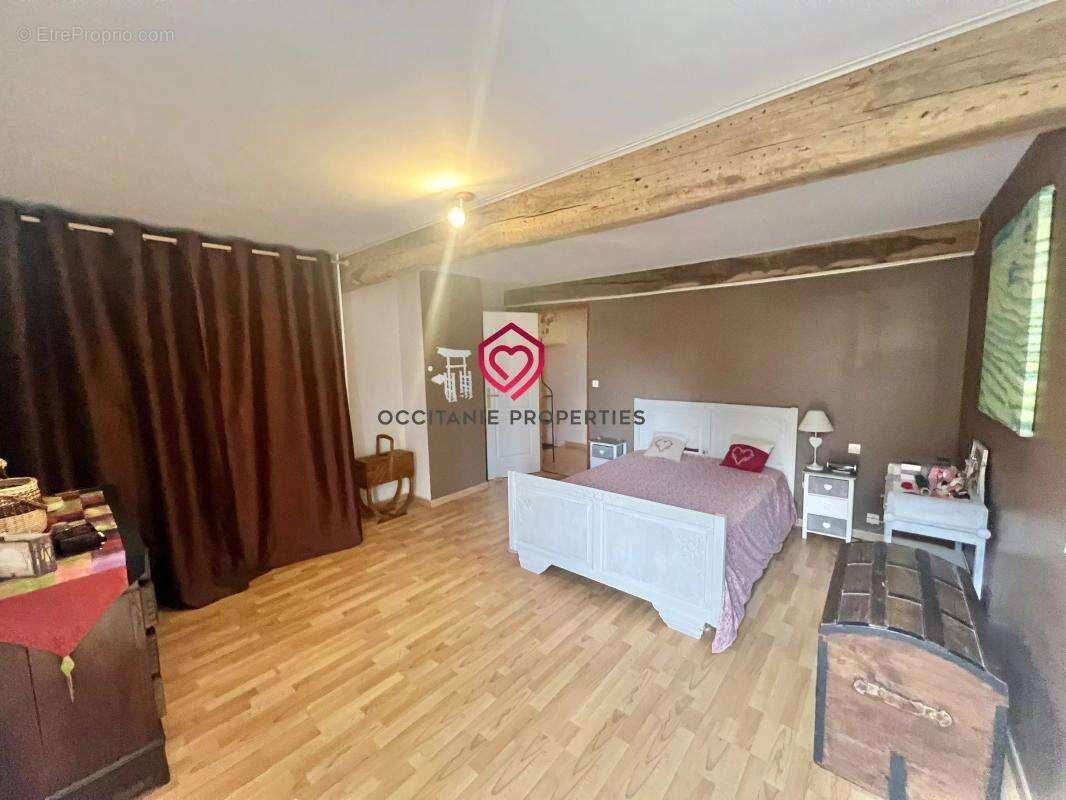 Maison à SAINT-JEAN-DU-FALGA