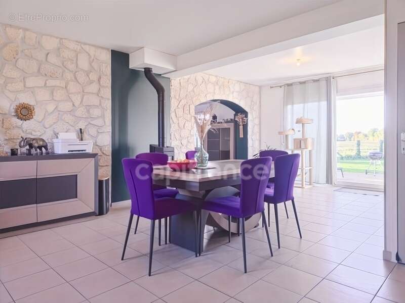 Maison à SAINT-CELERIN