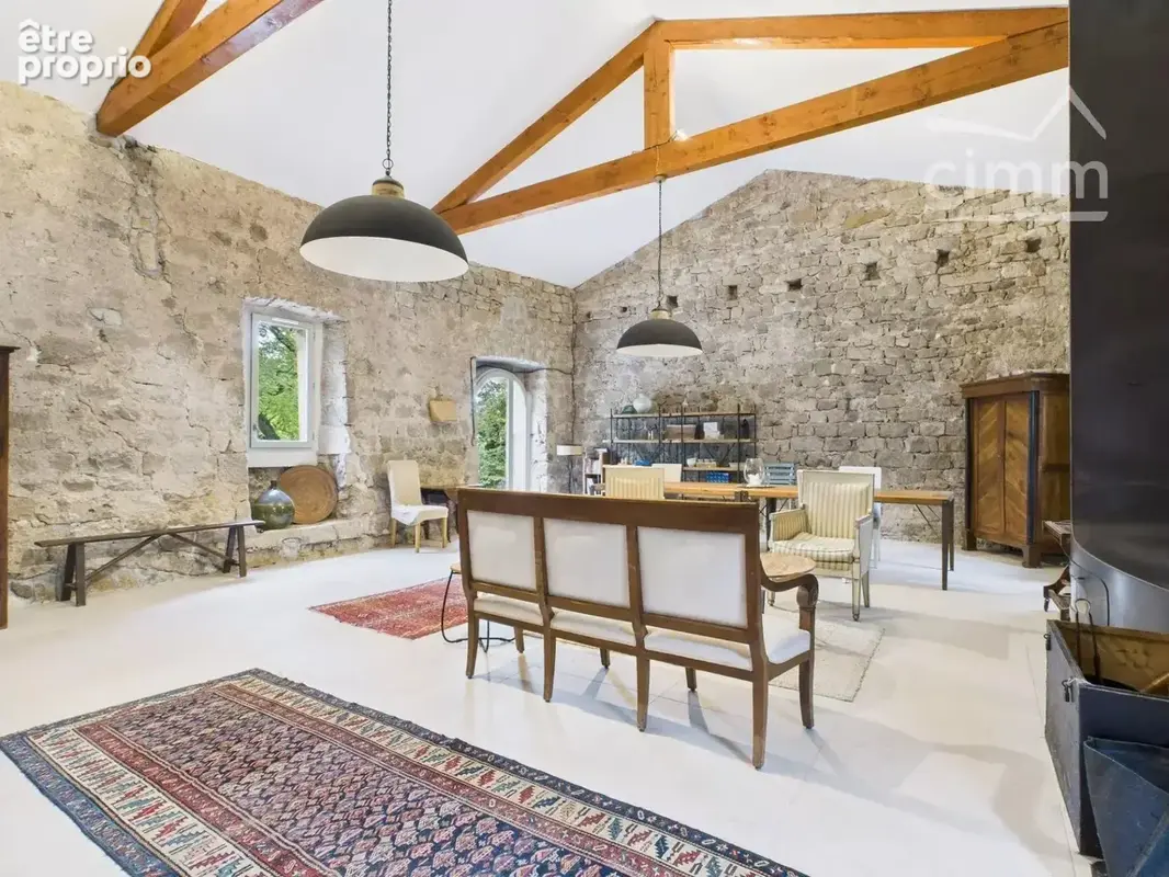 Bâtisse historique entièrement rénovée en chambres d'hôtes de standing (Sud Ardèche) - photo 30
