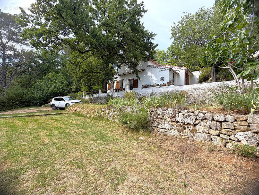 Maison à CALLIAN