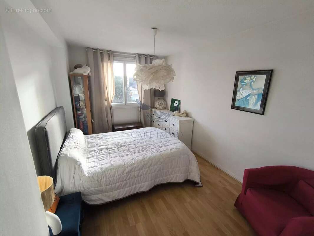 Appartement à SAINTE-FOY-LES-LYON