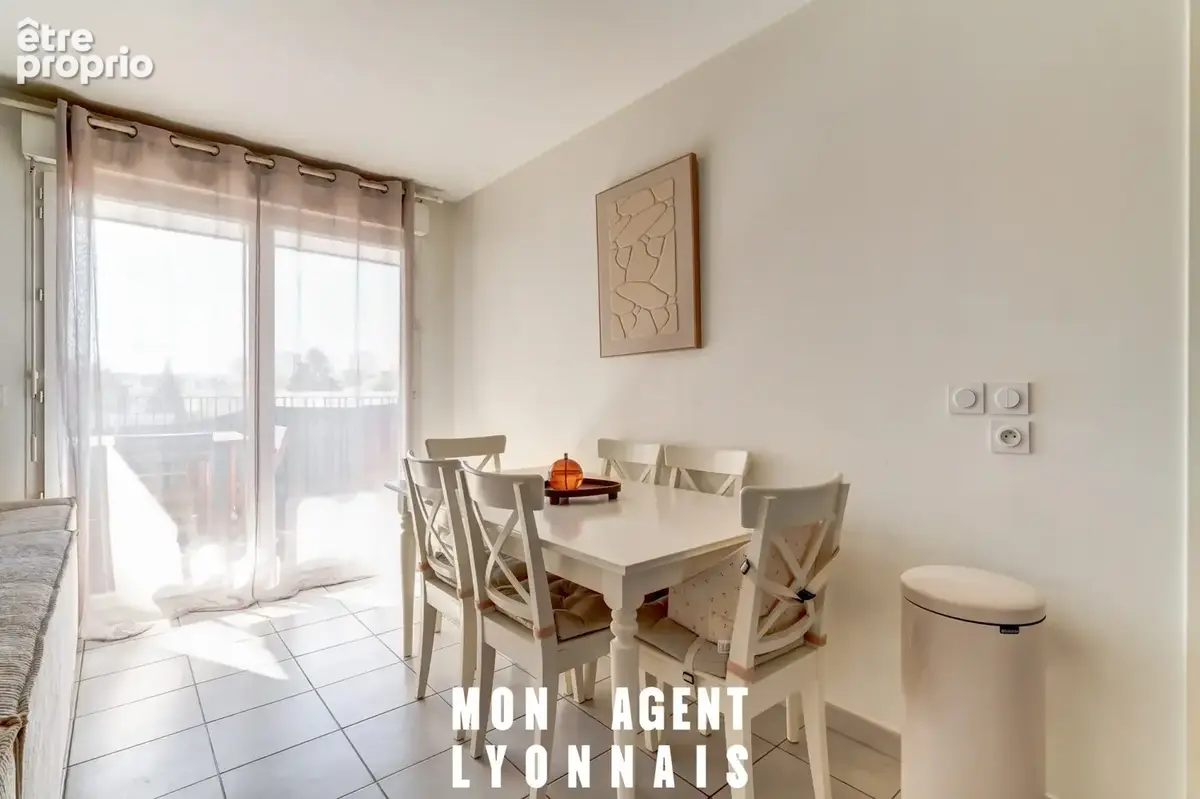 Appartement 4 pièces 68 m² à vendre à Bron (69500) - photo 3