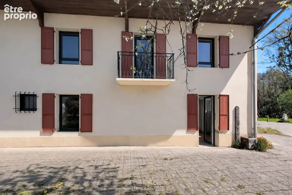 Maison de 150 m2 à personnaliser au coeur de Cusy - Jardin et stationnements - photo 5