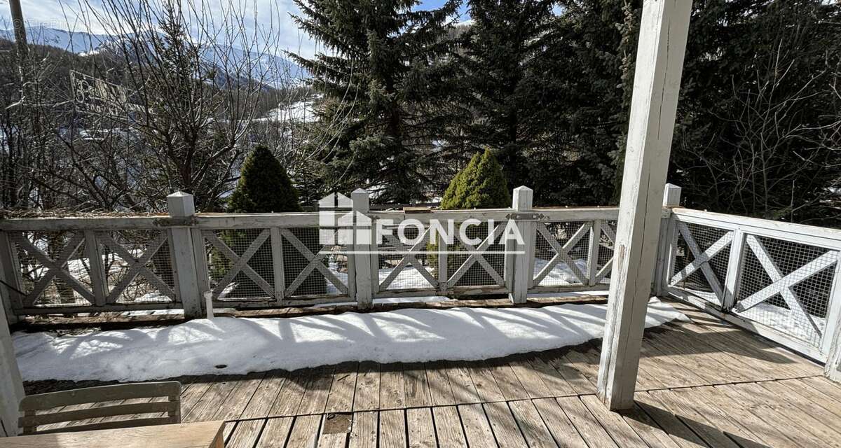 Appartement à ALLOS