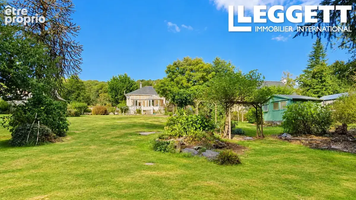 Propriété de charme avec jardin paysager et cadre naturel exceptionnel avec accès direct à la rivière - photo 10