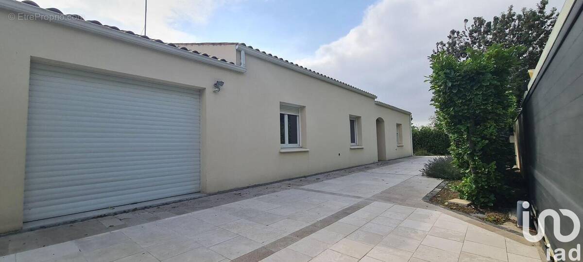 Photo 1 - Maison à SAINT-SAUVEUR-D'AUNIS