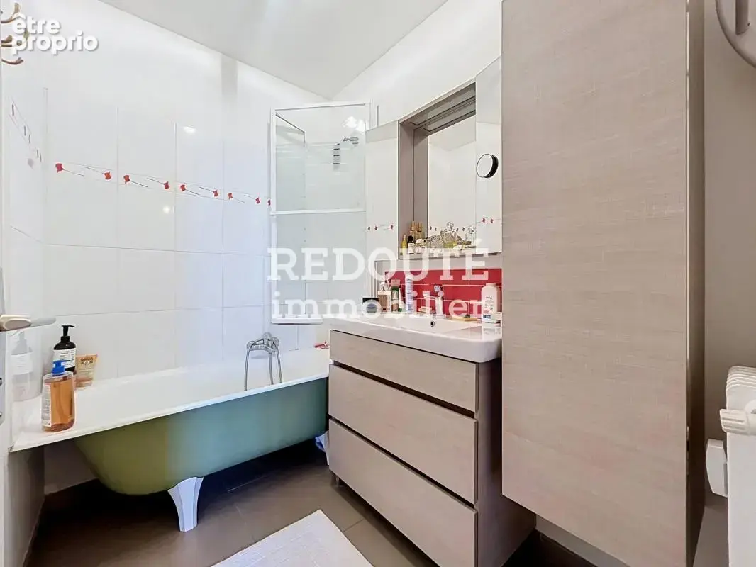 A vendre - appartement type 4 avec balcon - photo 3