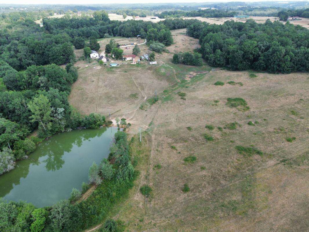 Domaine de 11ha avec étang - photo 3