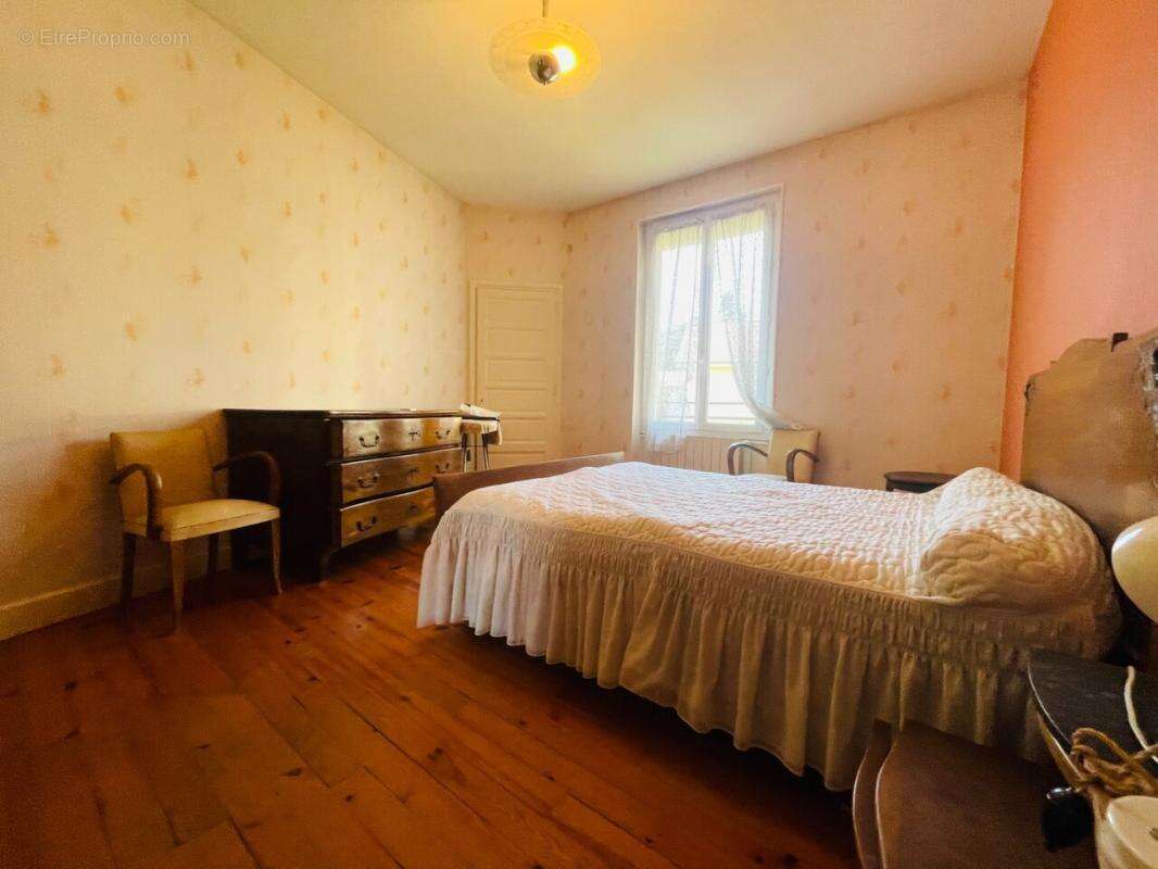 Maison à ROMANS-SUR-ISERE