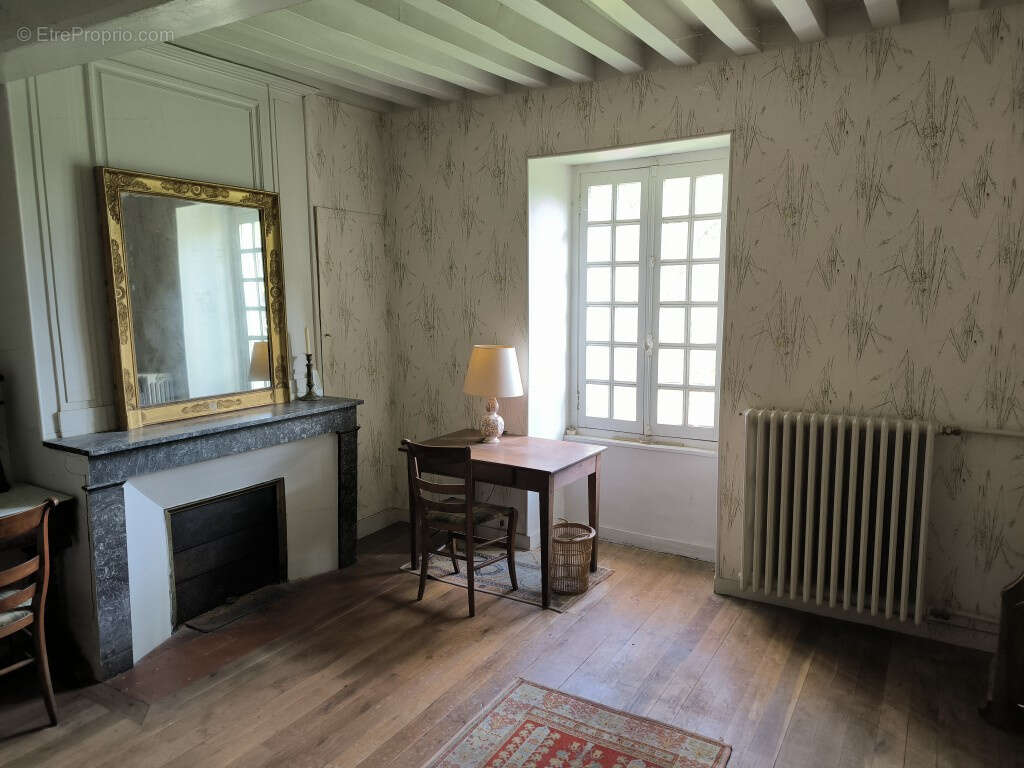 Maison à AUNAY-EN-BAZOIS