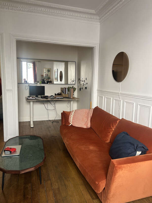 Appartement à PARIS-18E
