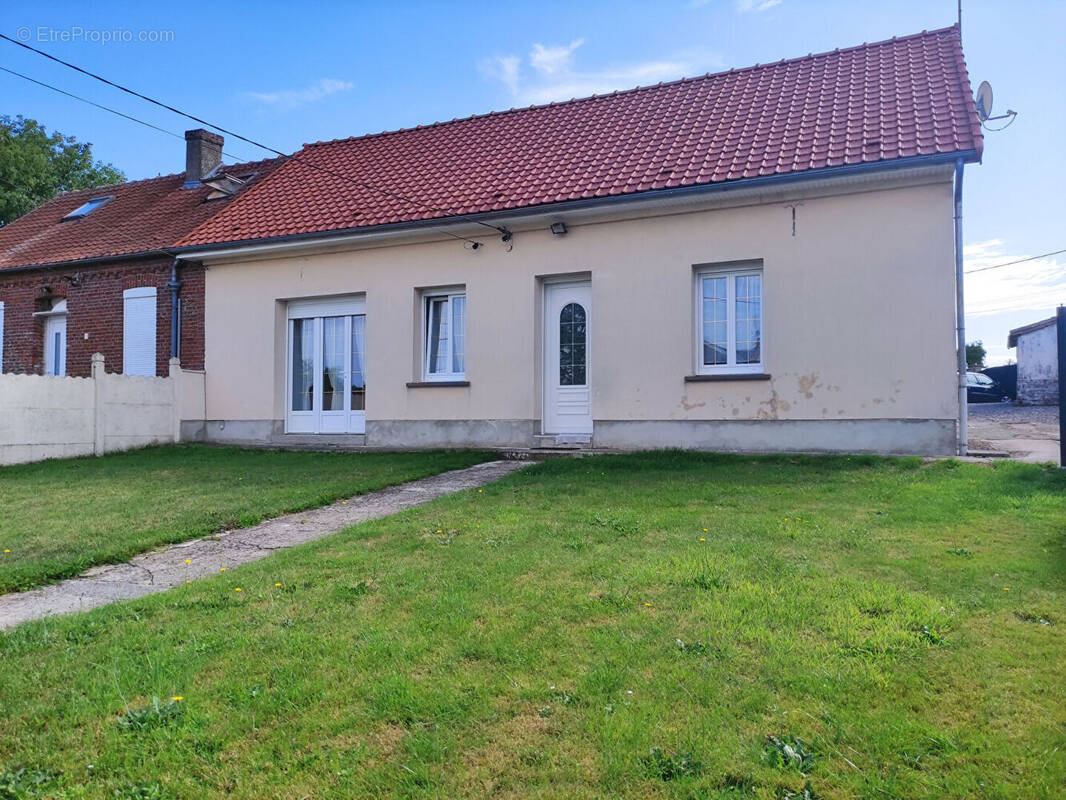 Maison à MENNEVRET