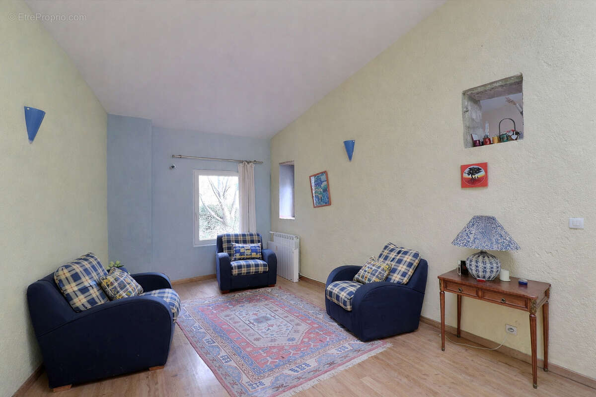 Maison à LUNEL-VIEL