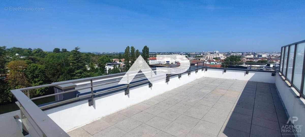 Appartement à RUEIL-MALMAISON