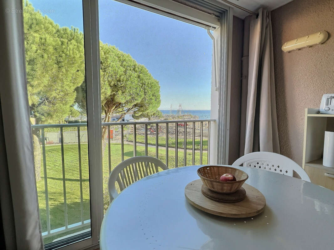 Appartement à LA LONDE-LES-MAURES