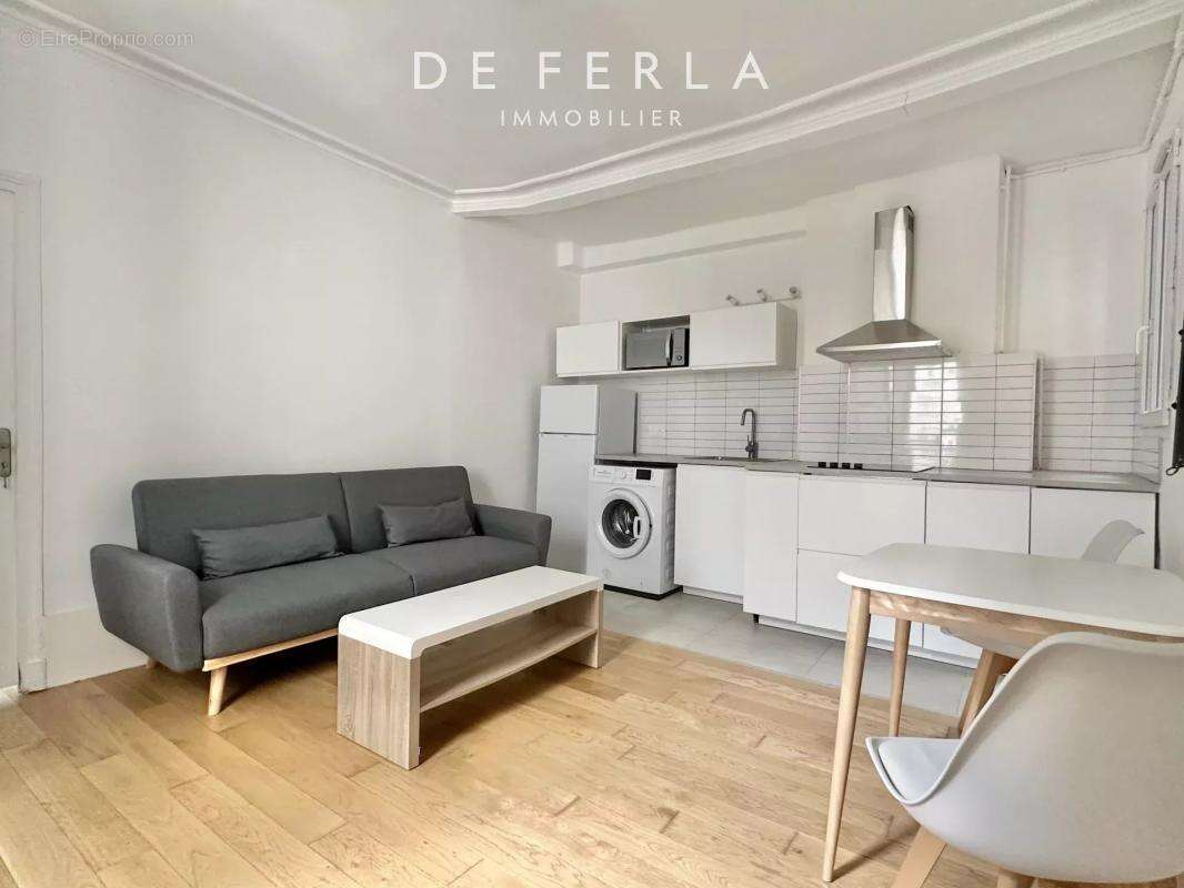 Appartement à PARIS-7E
