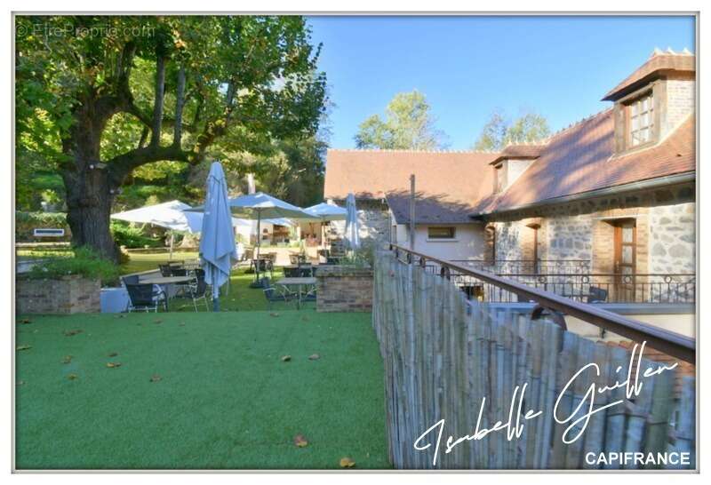 Maison à NERIS-LES-BAINS