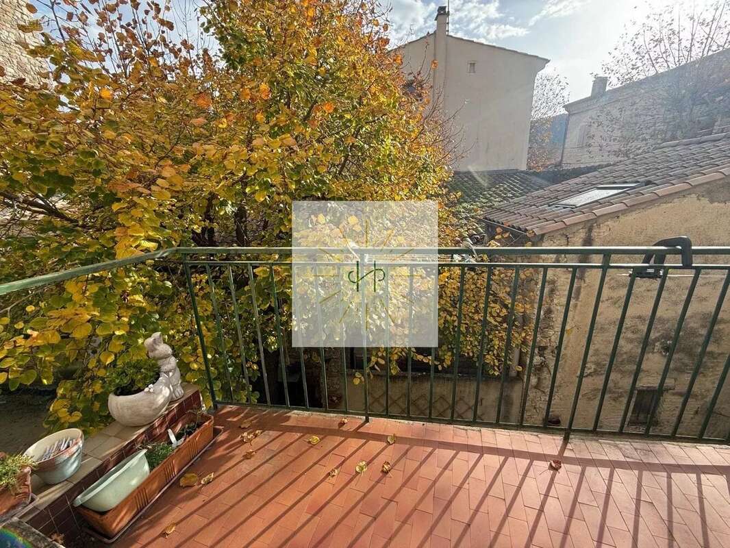 Maison à MONTELIMAR