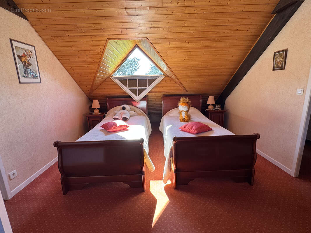 Maison à FERRIERES-EN-GATINAIS