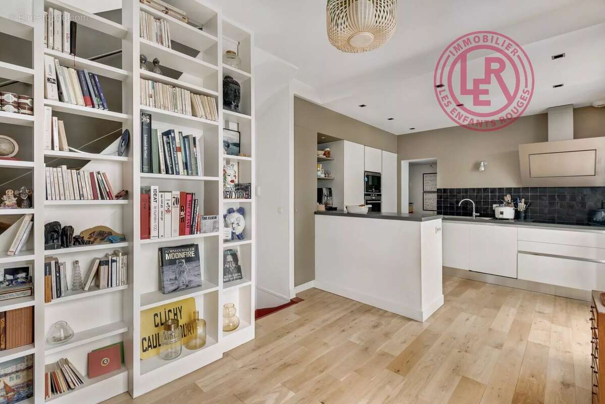 Appartement à PARIS-15E