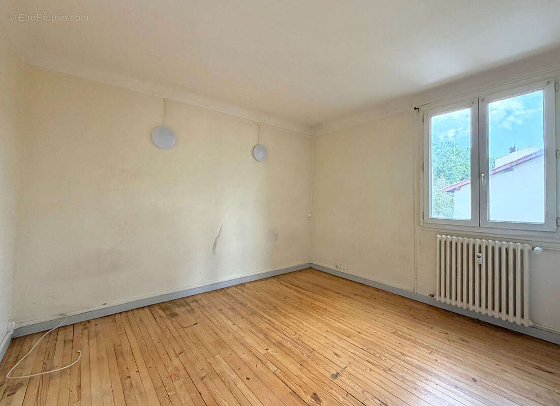 Appartement T4  55m²  Quartier du Soleil  Saint-Étienne - photo 4